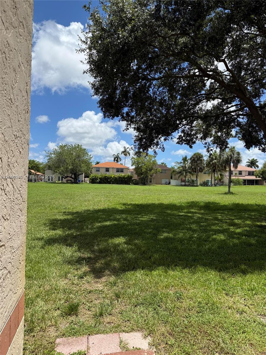 3450 N Pinewalk Dr N # 421, Margate FL 33063 photo 2