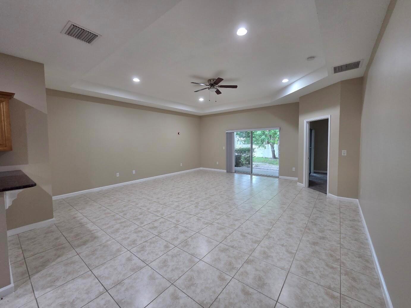 4321 COQUINA WINDS Way, FL 33463 photo 4
