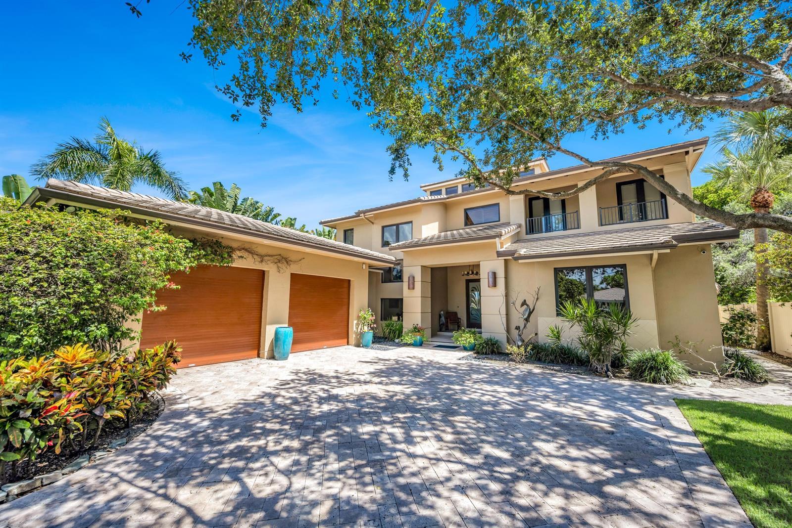 1900 Marietta Drive, Fort Lauderdale FL 33316 photo 2