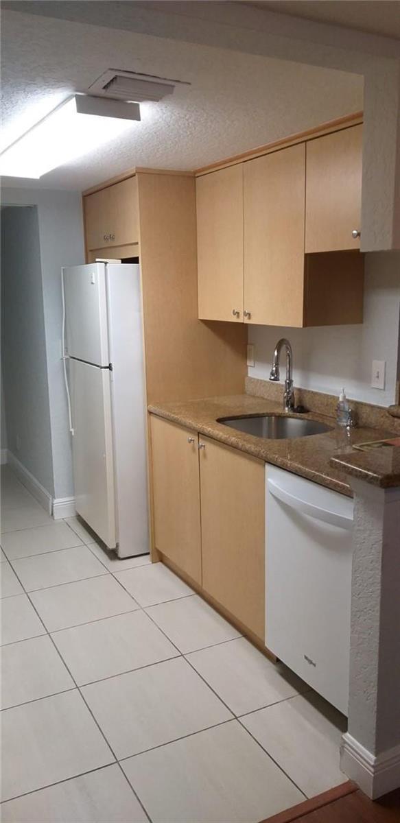 9855 Westview Drive # 726, Coral Springs FL 33076