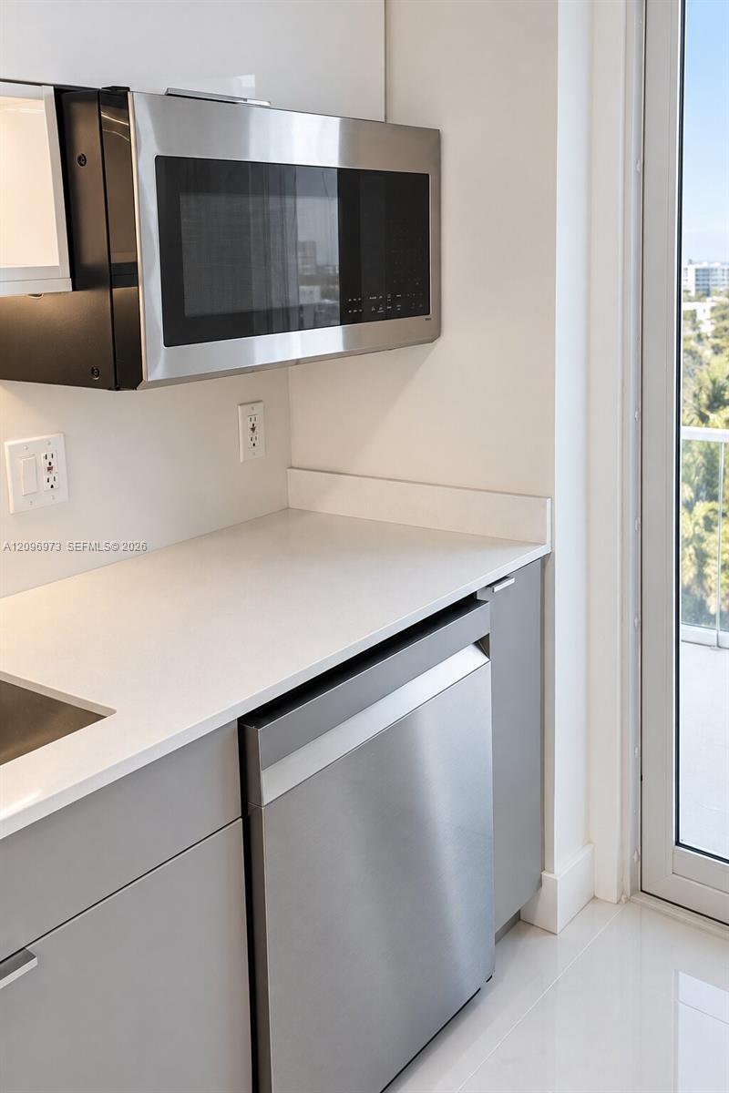 2841 N Ocean Blvd # 1003, Fort Lauderdale FL 33308 photo 5