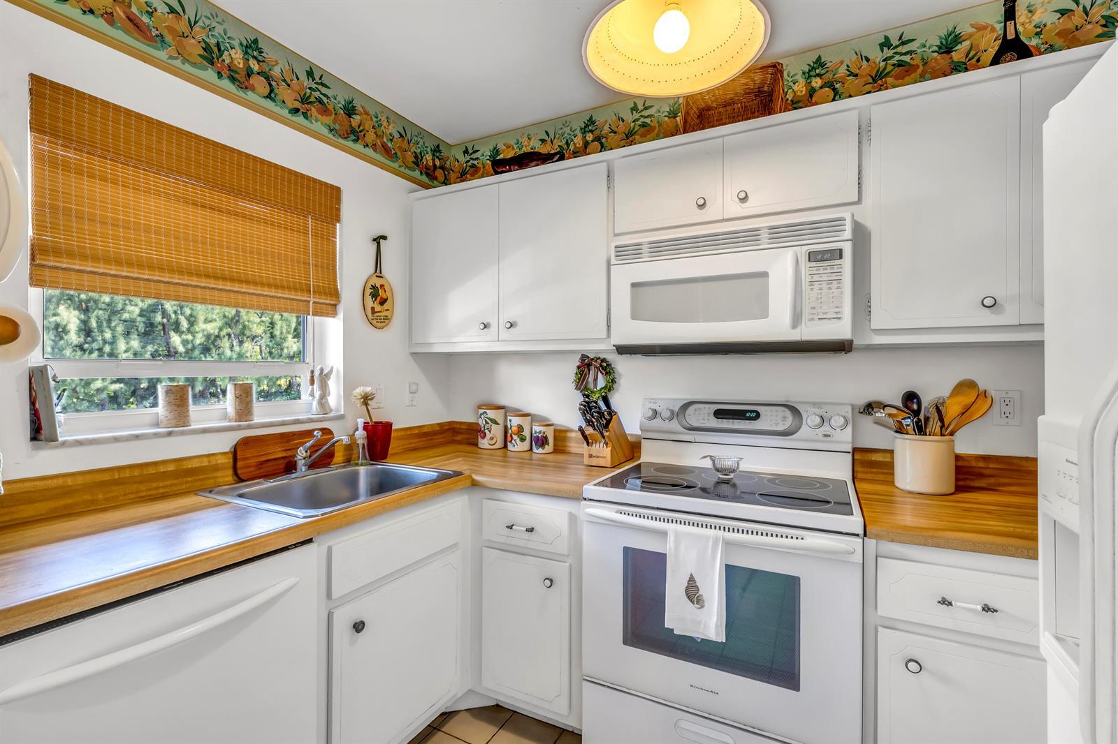 139 SUNRISE Avenue # 2080, Palm Beach FL 33480 photo 2