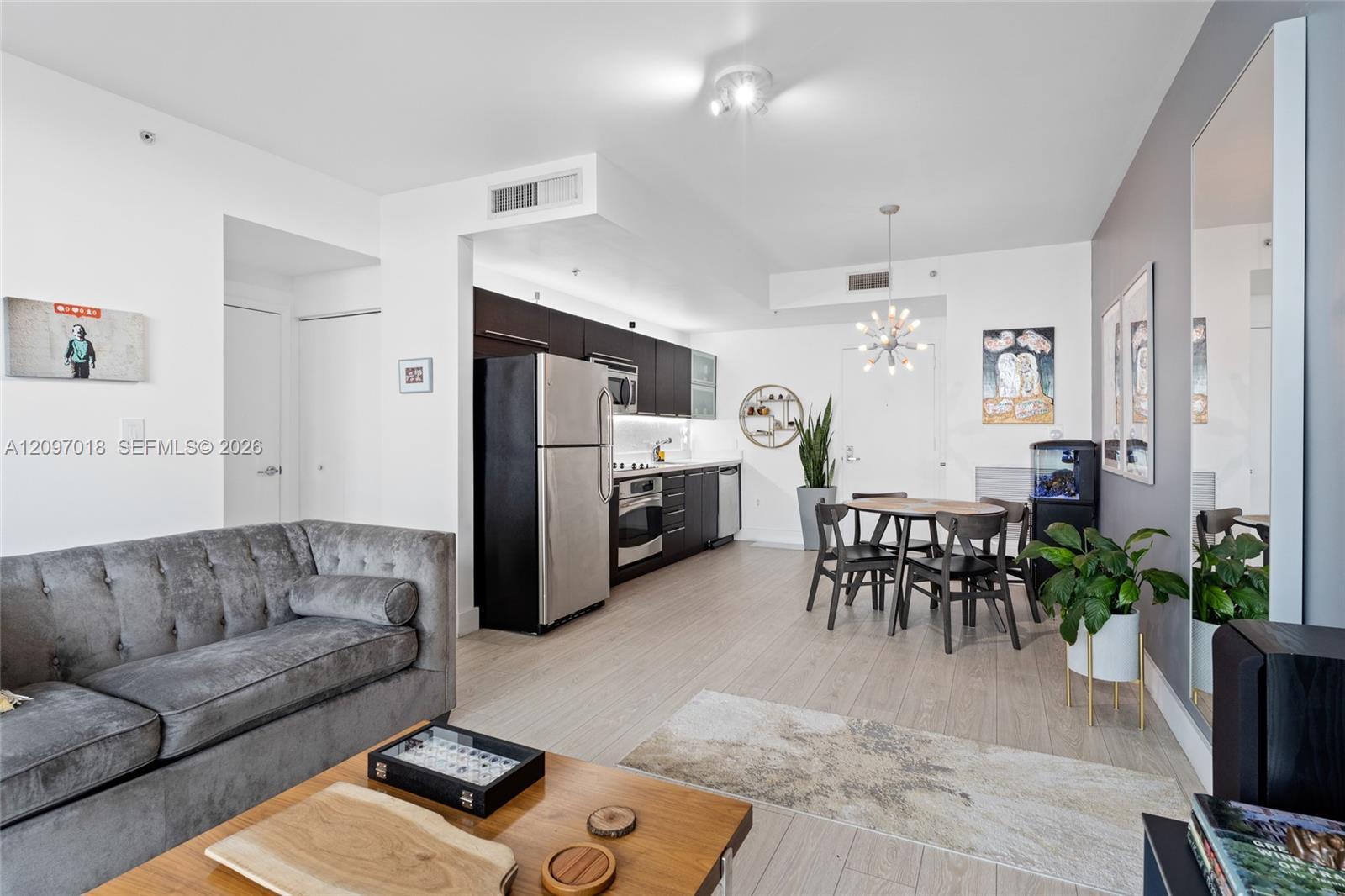 90 SW 3rd St # 2009, Miami FL 33130 photo 3