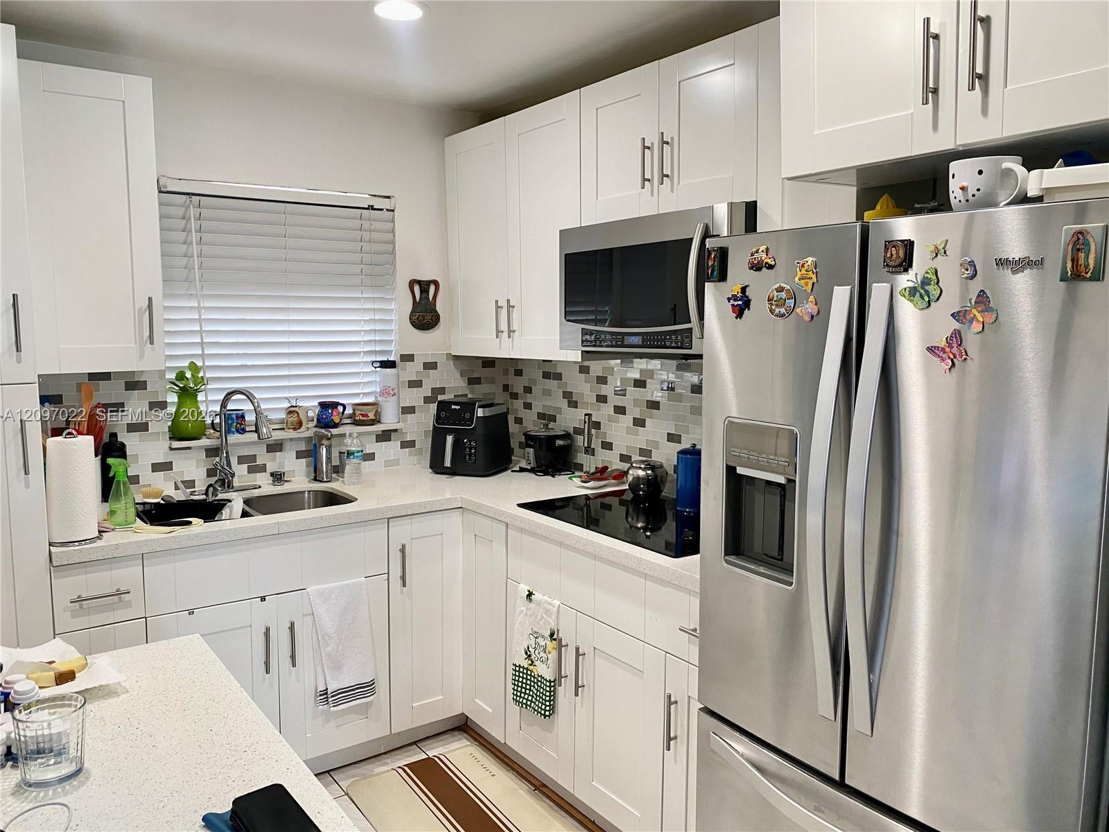 2900 W Sunrise Lakes Dr # 304, Sunrise FL 33322