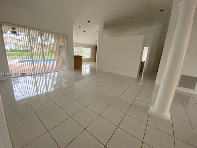 531 NW 108th Ave, Plantation FL 33324 photo 4