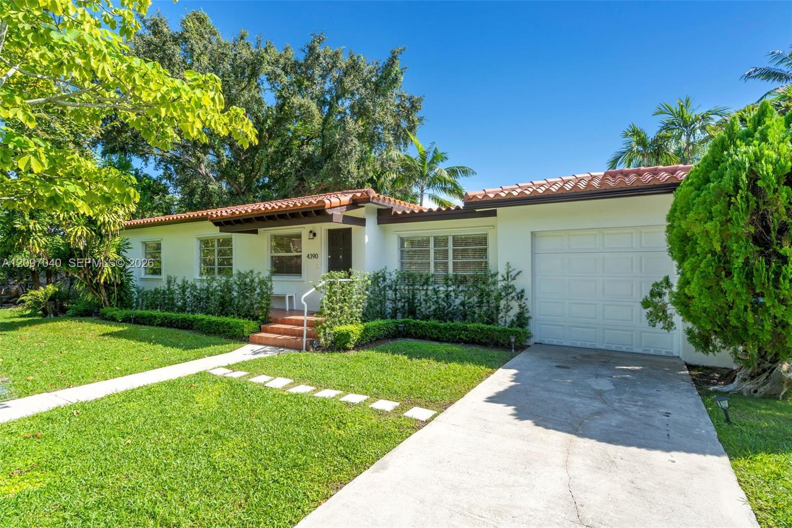 4390 SW 10th St # 4390, Miami FL 33134 photo 2