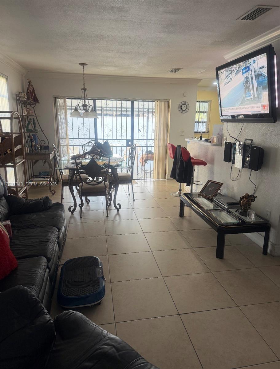 9426 SW 6th Ln, Miami FL 33174 photo 5