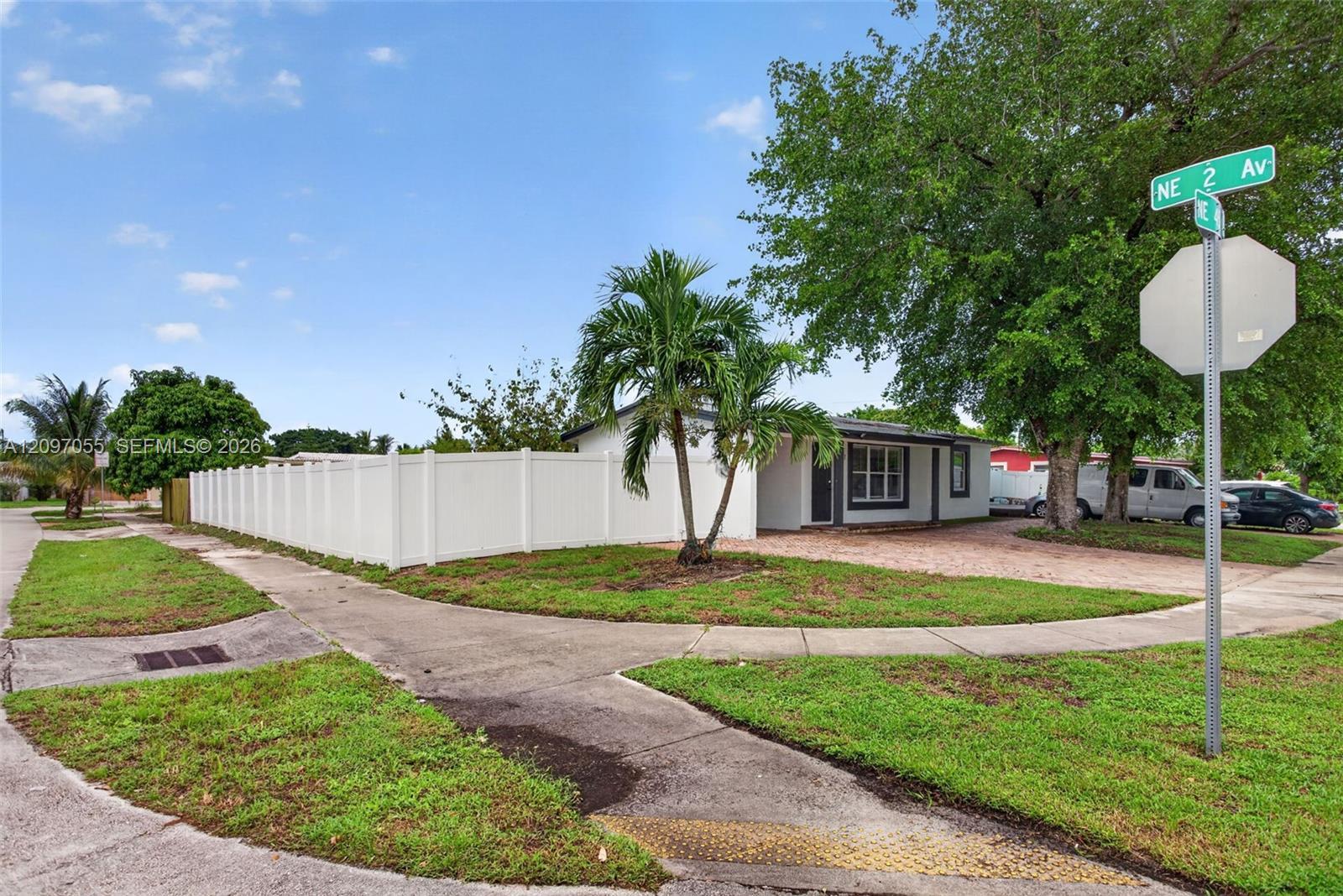 241 NE 45th St, Deerfield Beach FL 33064 photo 3