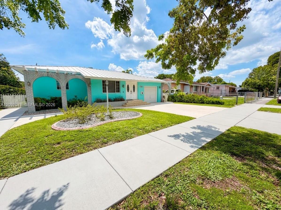 4450 SW 2nd St, Miami FL 33134 photo 2