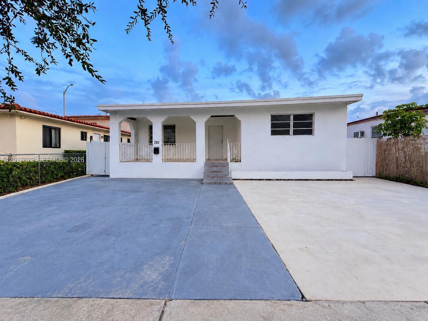 282 E 19th St, Hialeah FL 33010