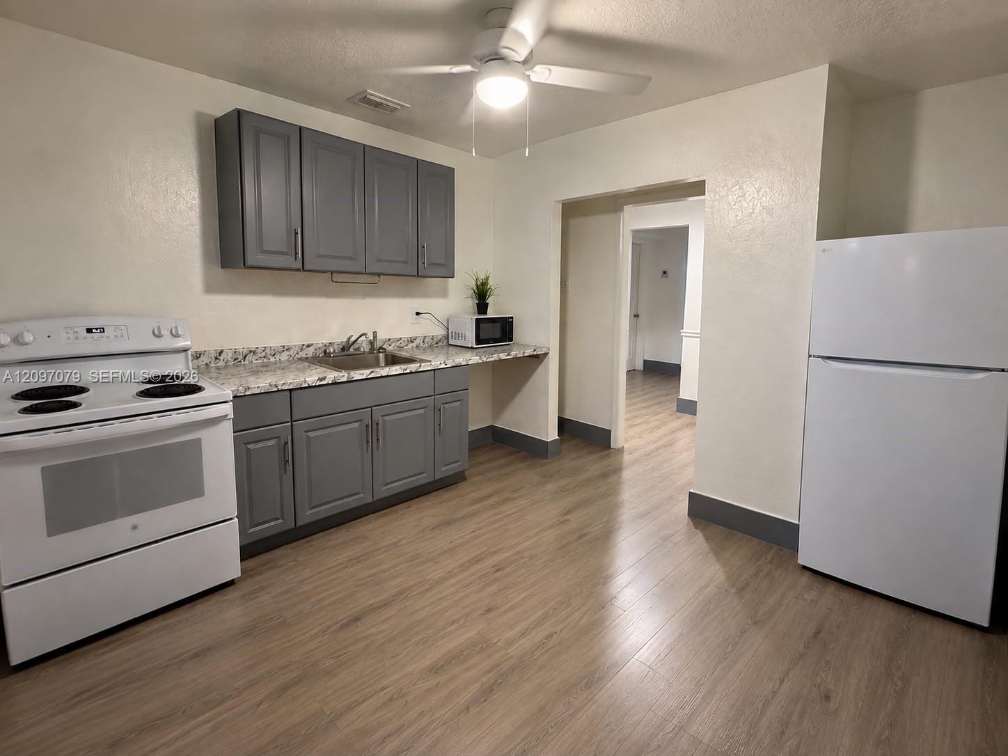 282 E 19th St, Hialeah FL 33010 photo 5
