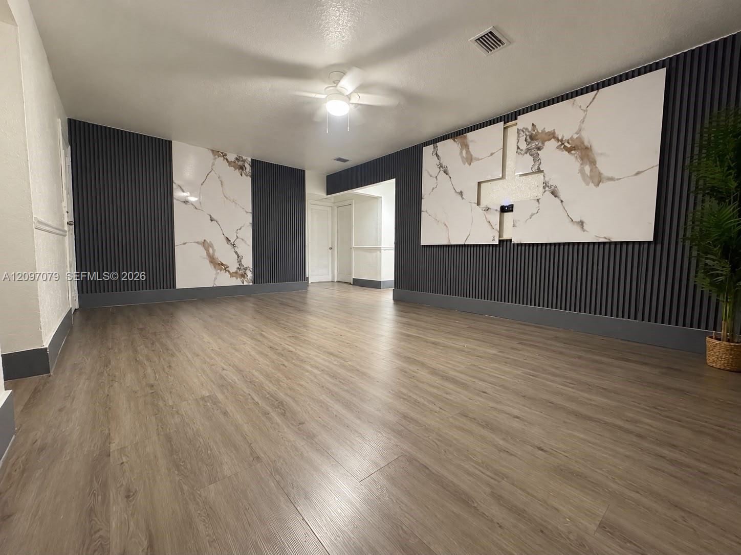 282 E 19th St, Hialeah FL 33010 photo 4