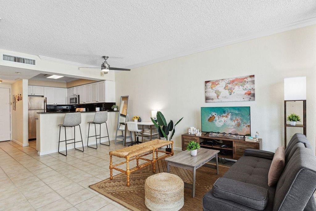 2501 S OCEAN Drive # 304, Hollywood FL 33019