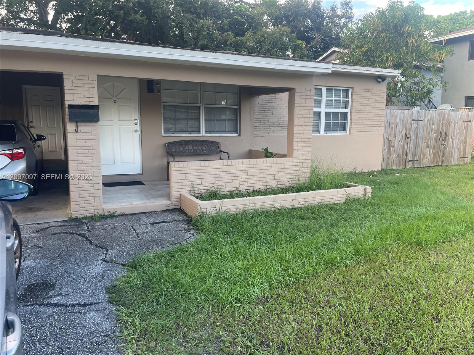 1609 Davie Blvd, Fort Lauderdale FL 33312 photo 3