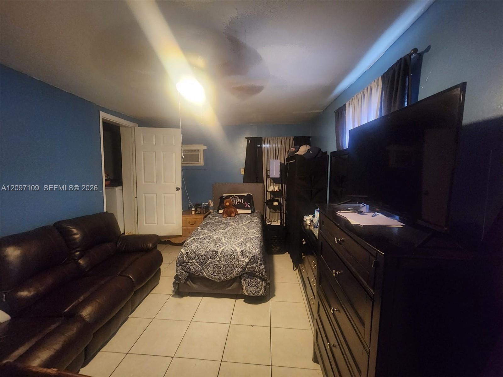 3042 NW 95th Ter, Miami FL 33147 photo 4