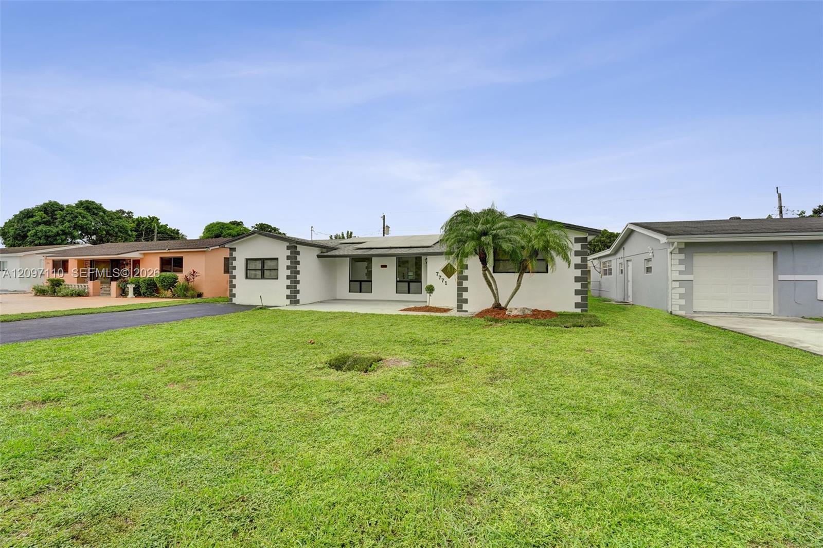 7771 Ramona St, Miramar FL 33023 photo 4