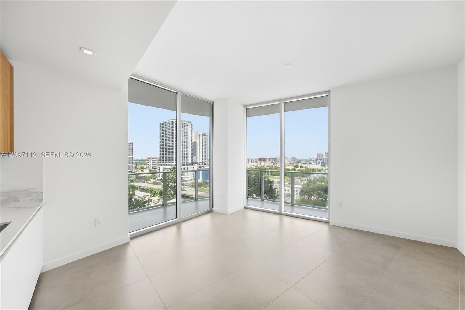 1400 Biscayne Blvd # 1407, Miami FL 33132 photo 3