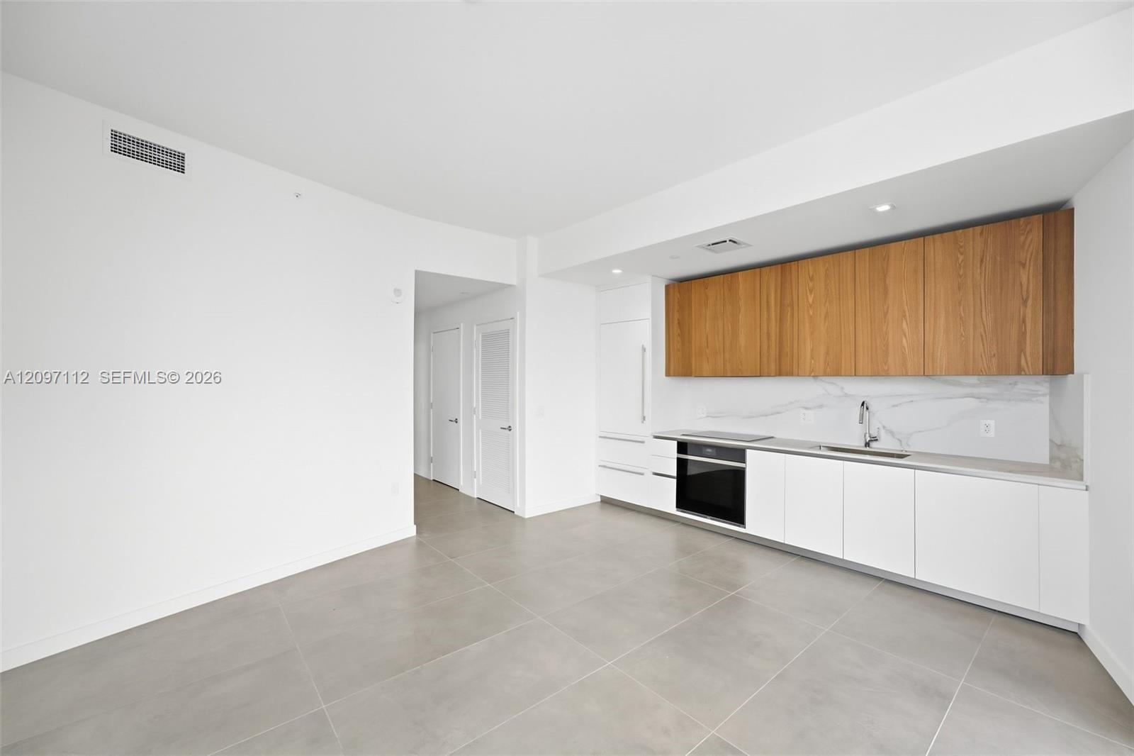1400 Biscayne Blvd # 1407, Miami FL 33132 photo 5