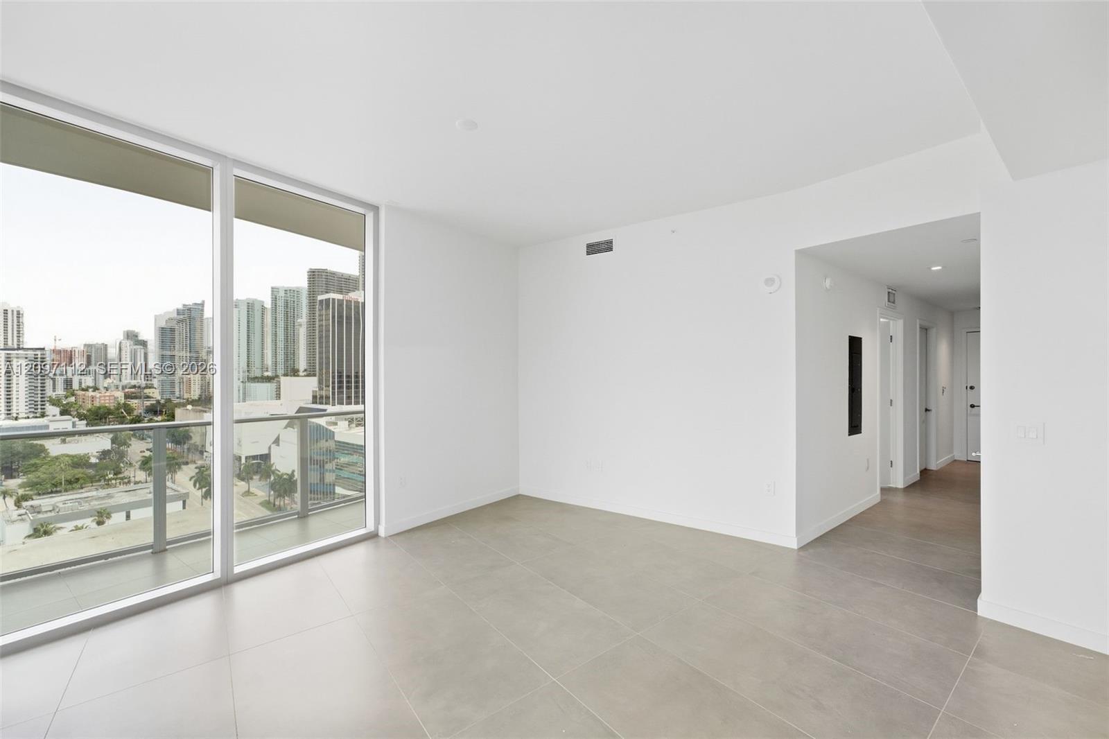 1400 Biscayne Blvd # 1407, Miami FL 33132 photo 4