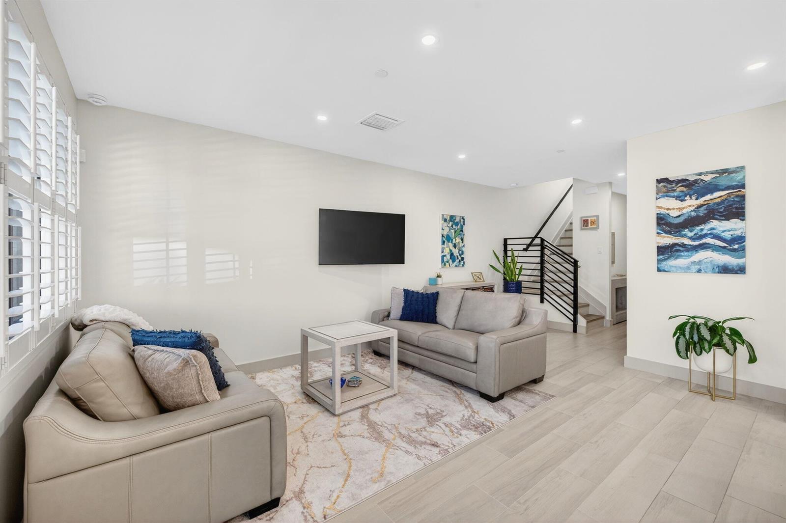 410 SE 12th Court, Fort Lauderdale FL 33316 photo 5