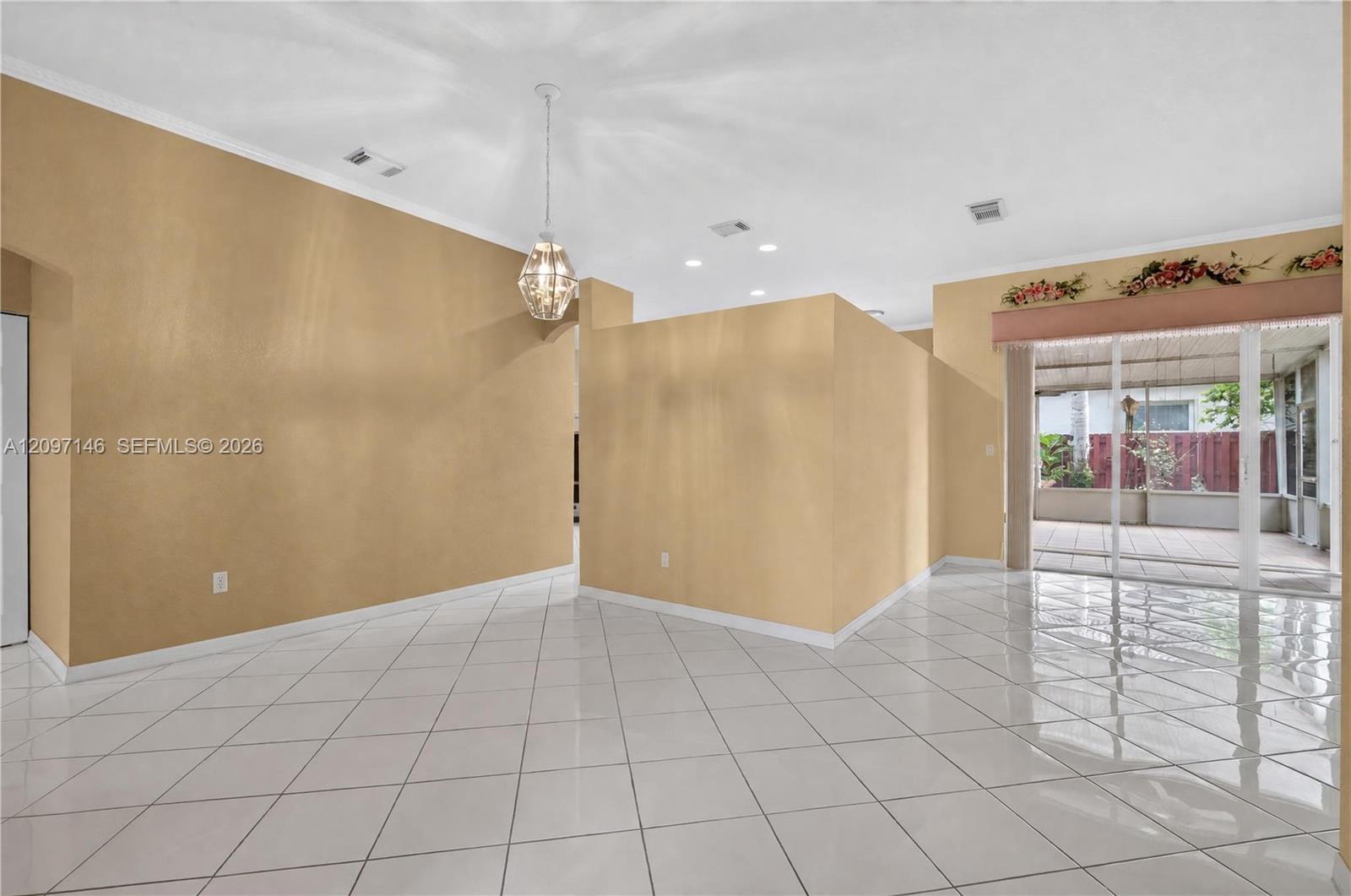 14639 SW 159th Pl, Miami FL 33196 photo 5