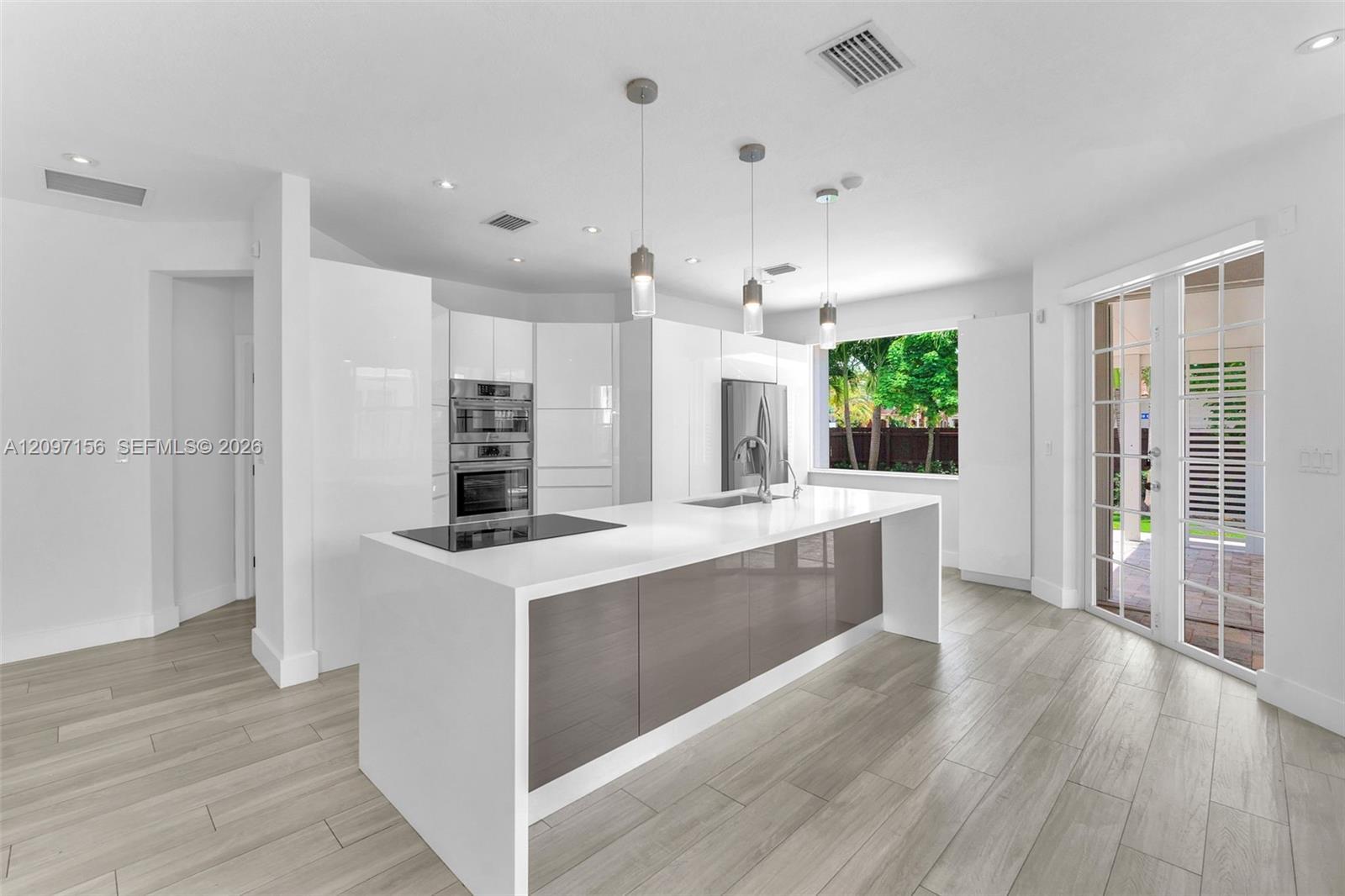 11430 NW 82nd Ter, Doral FL 33178 photo 5