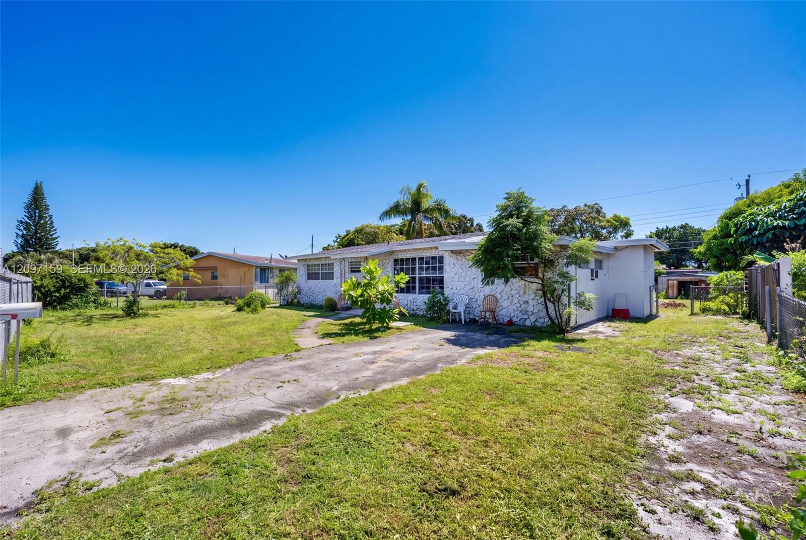 3020 SW 8th St, Fort Lauderdale FL 33312 photo 3