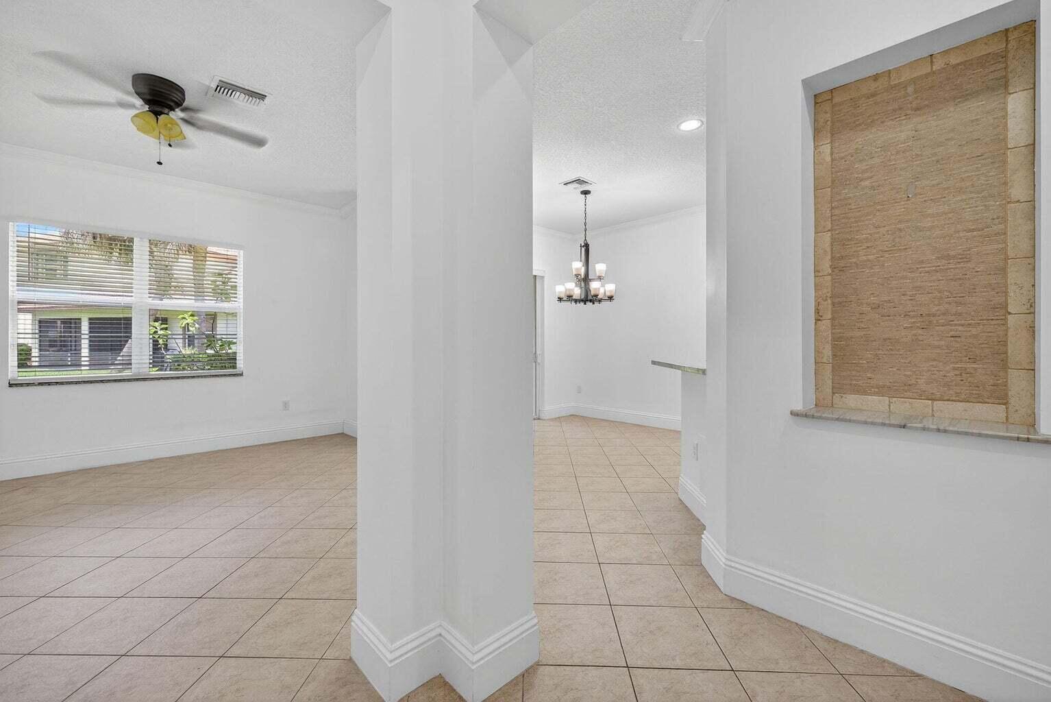 6072 NW 116TH Drive, Coral Springs FL 33076 photo 2