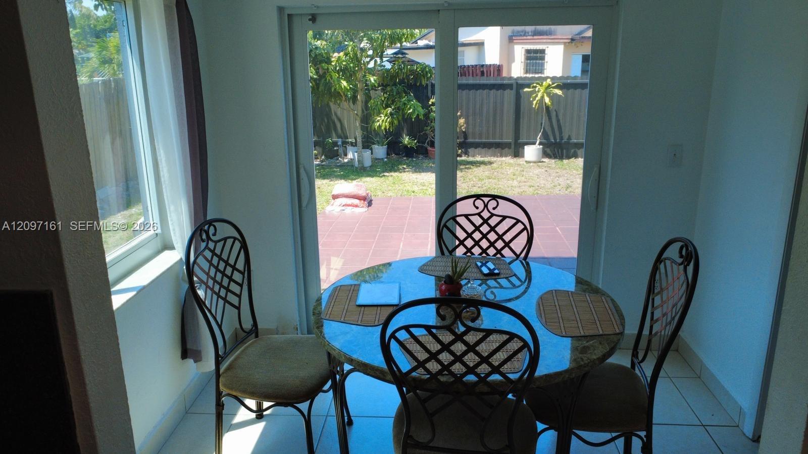 20042 W Lake Dr, Hialeah FL 33015 photo 5