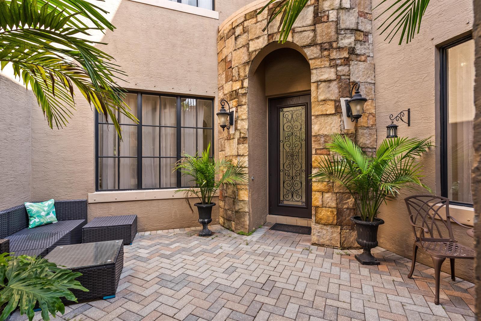 10325 Medicis Place, Wellington FL 33449 photo 2