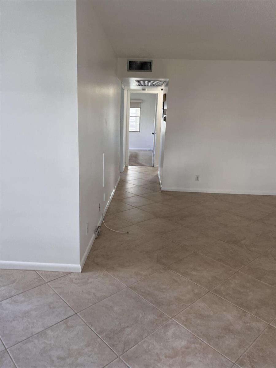 304 Mansfield H, Boca Raton FL 33434 photo 5