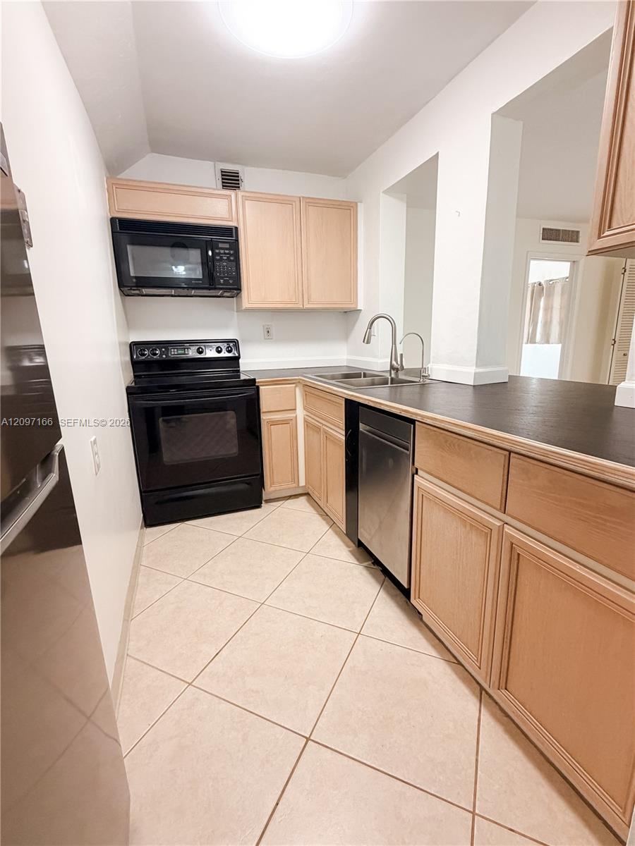 3304 Virginia St # 5C, Miami FL 33133 photo 3
