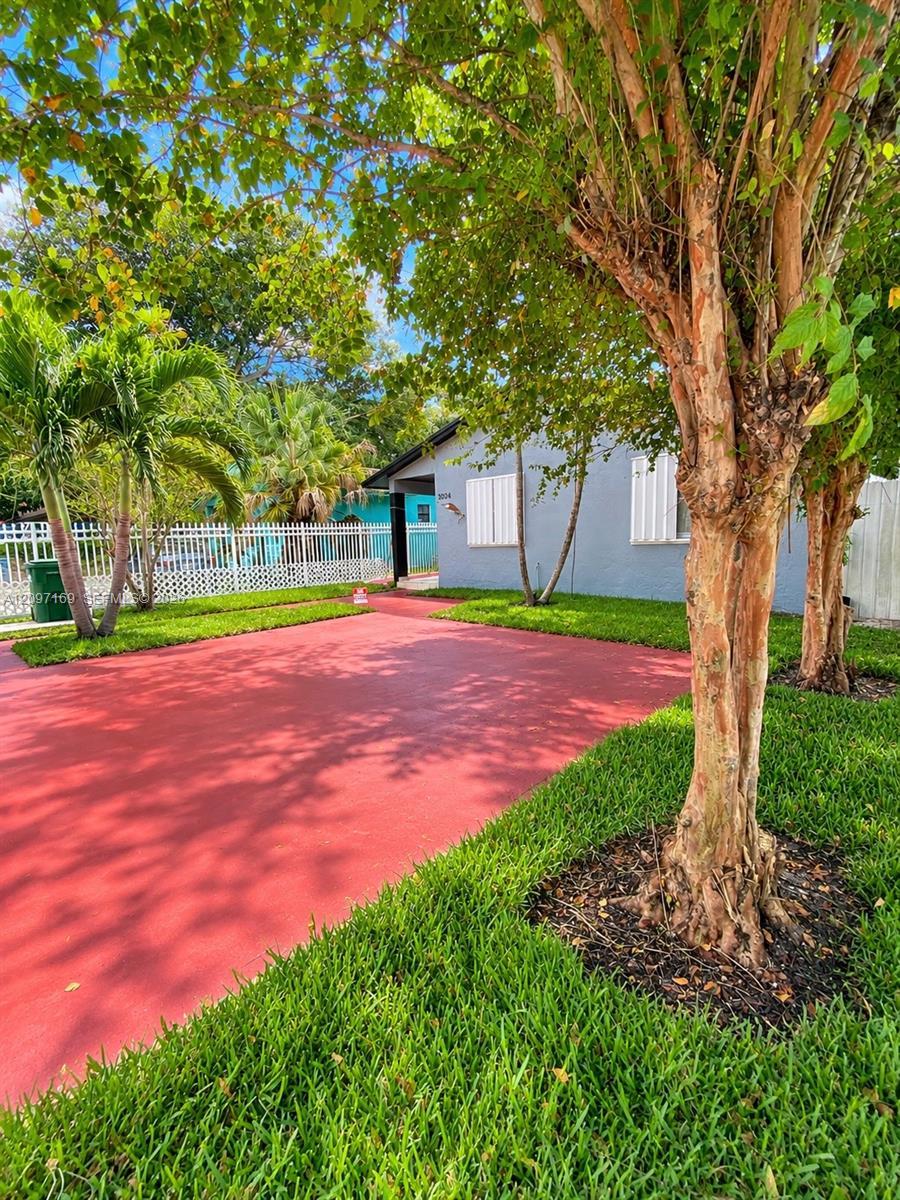 3024 NW 55th St, Miami FL 33142 photo 3