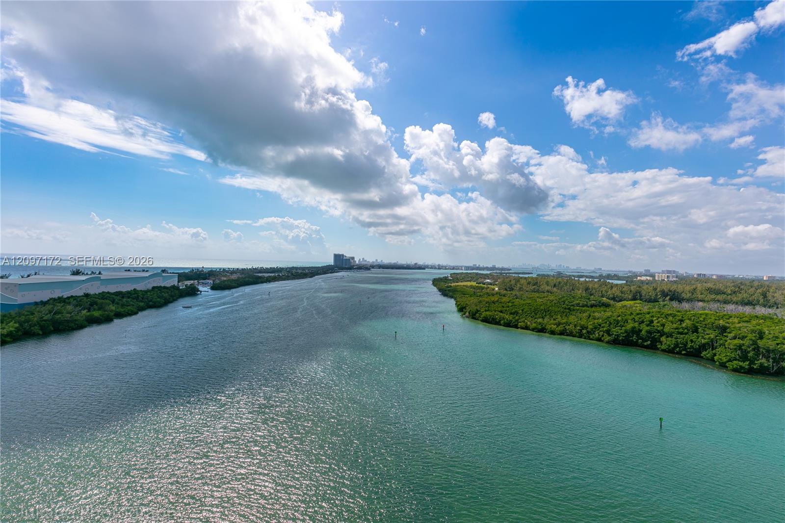 500 Bayview Dr # 1818, Sunny Isles Beach FL 33160 photo 3