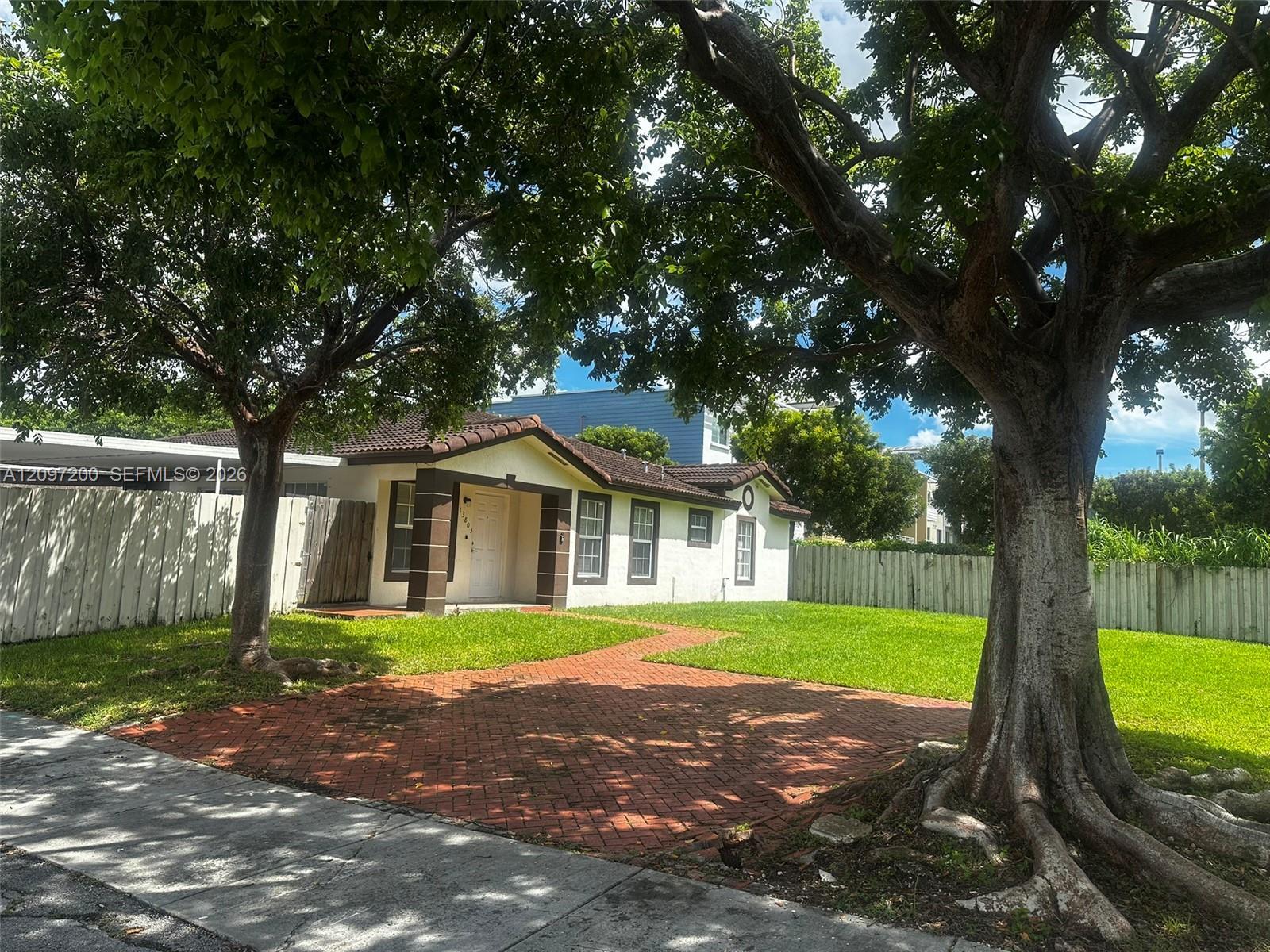 13803 SW 256th Ter, Homestead FL 33032 photo 2