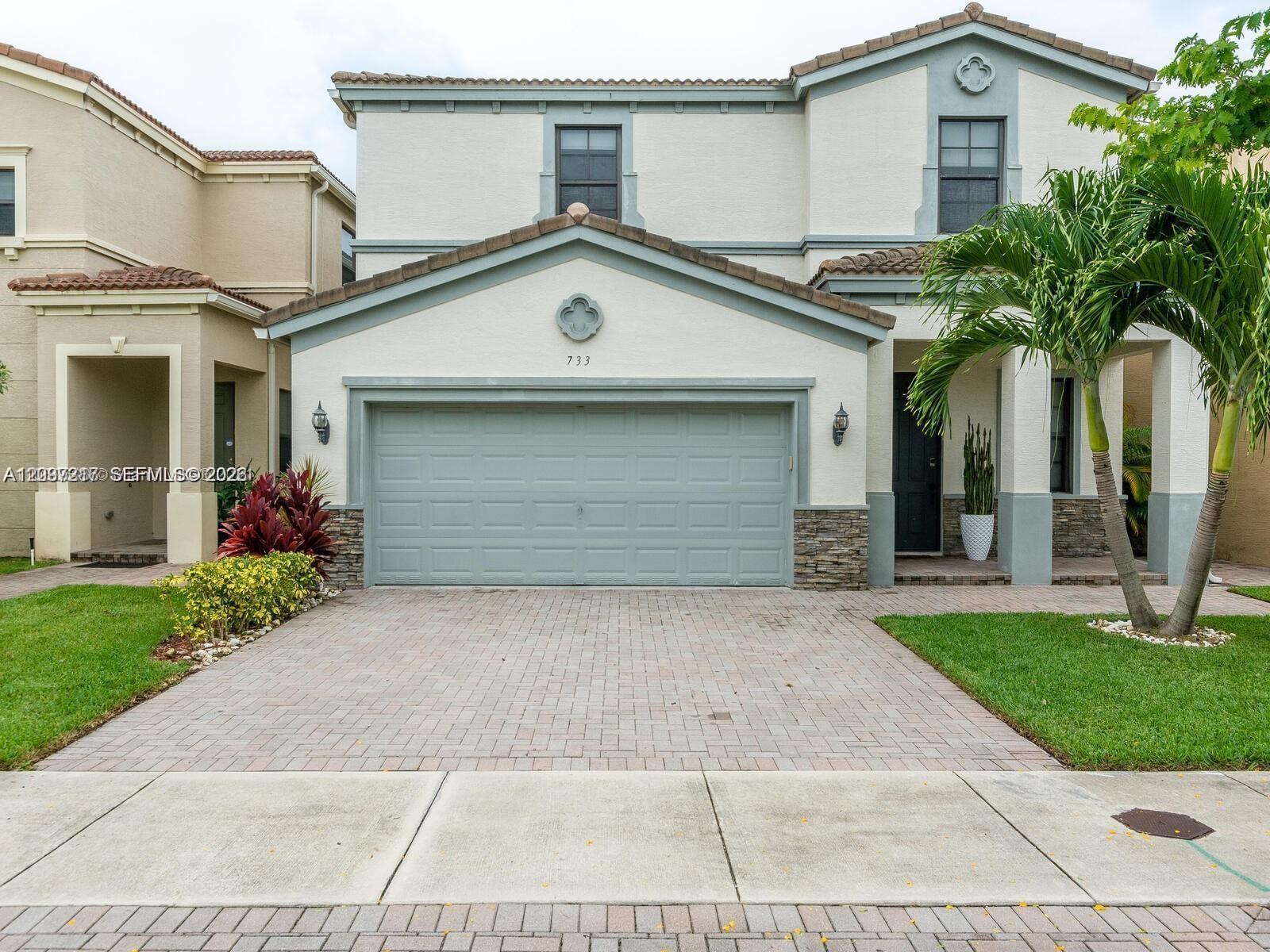 733 NE 193rd Ter # 733, Miami FL 33179 photo 2