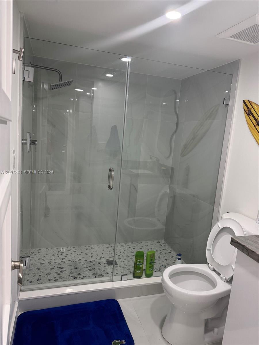 6423 Collins Ave # 401, Miami Beach FL 33141 photo 5