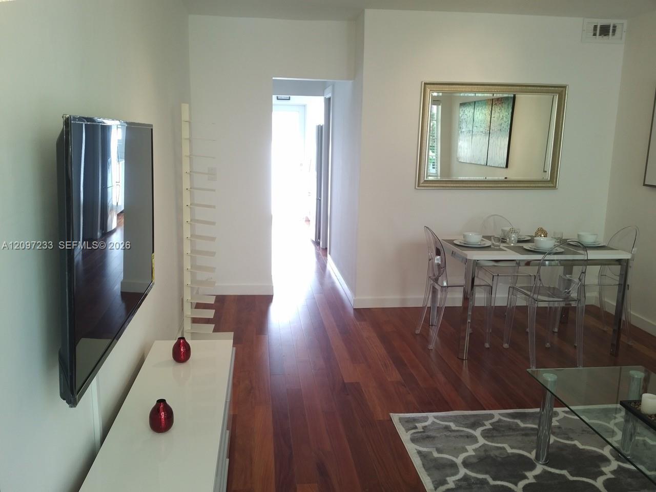 Miami Beach, FL 33139 photo 5