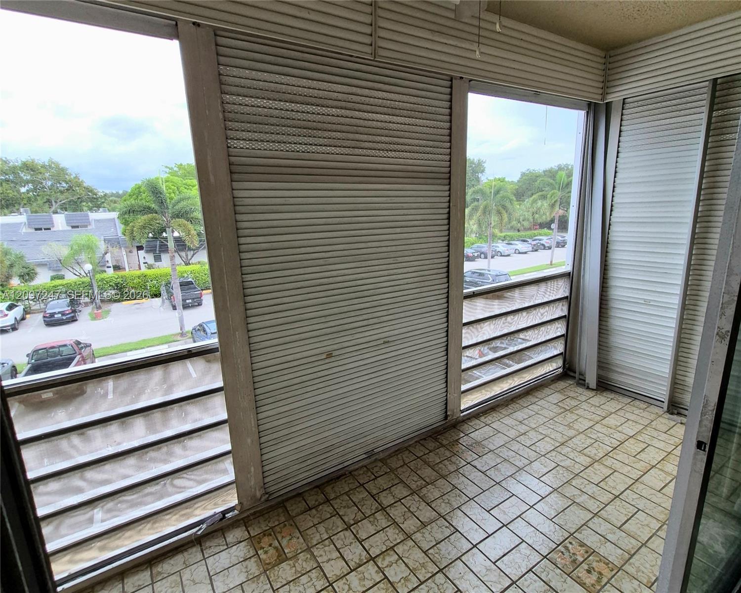 403 NW 68th Ave # 309, Plantation FL 33317 photo 4