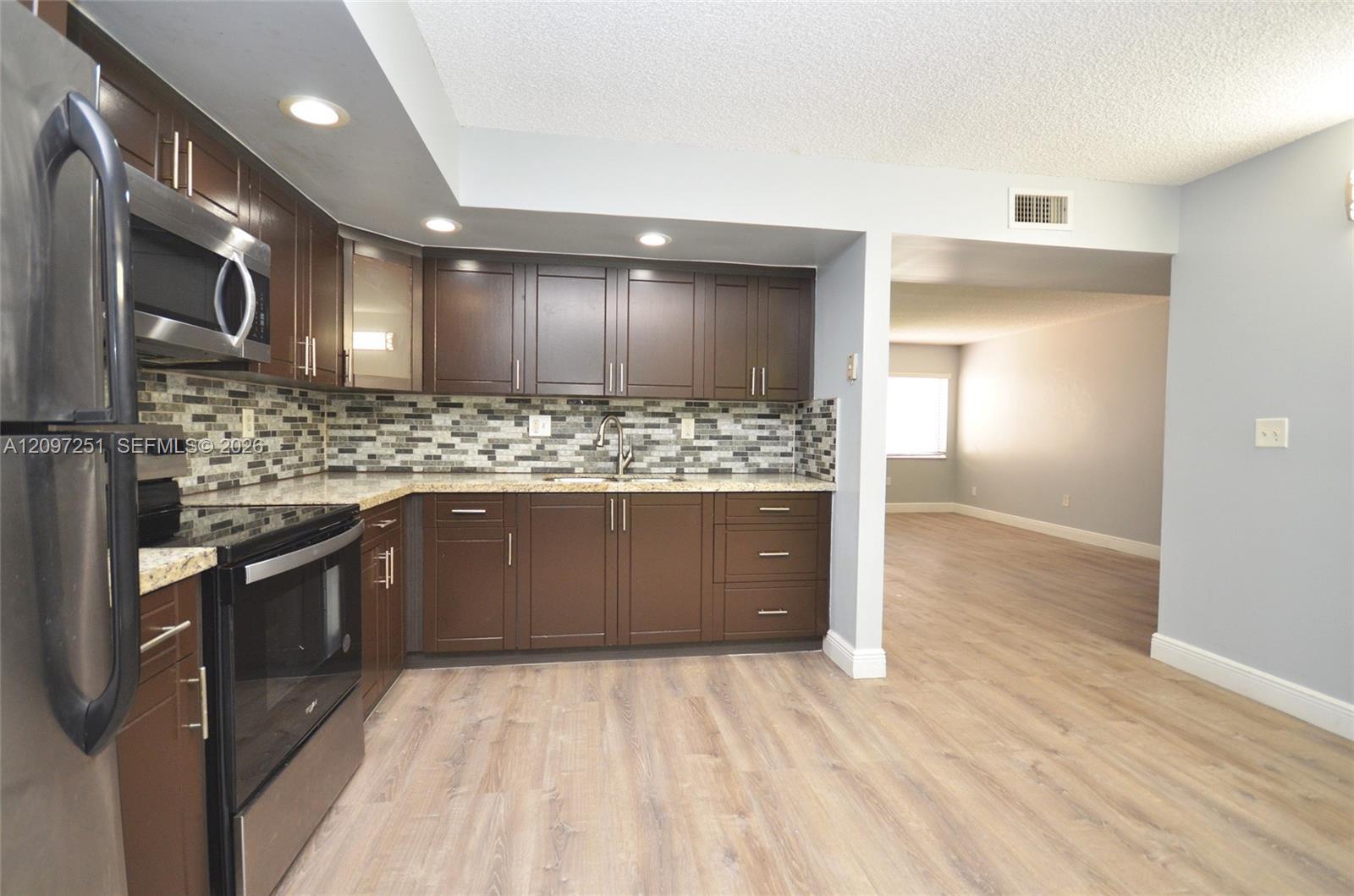 8600 SW 133rd Ave Rd # 407, Miami FL 33183 photo 3