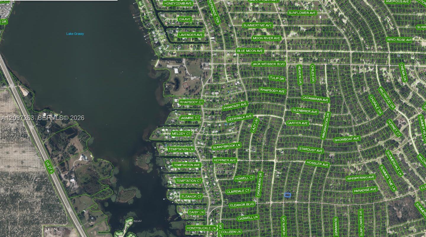305 Blue Heaven Drive, Lake Placid FL 33852 photo 2