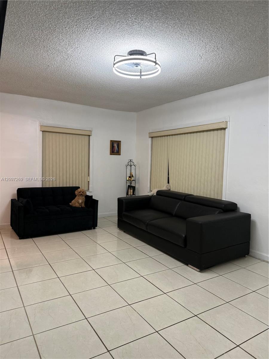 258 E 46th St, Hialeah FL 33013 photo 3