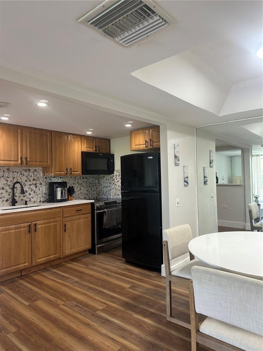 Lauderhill, FL 33319 photo 5