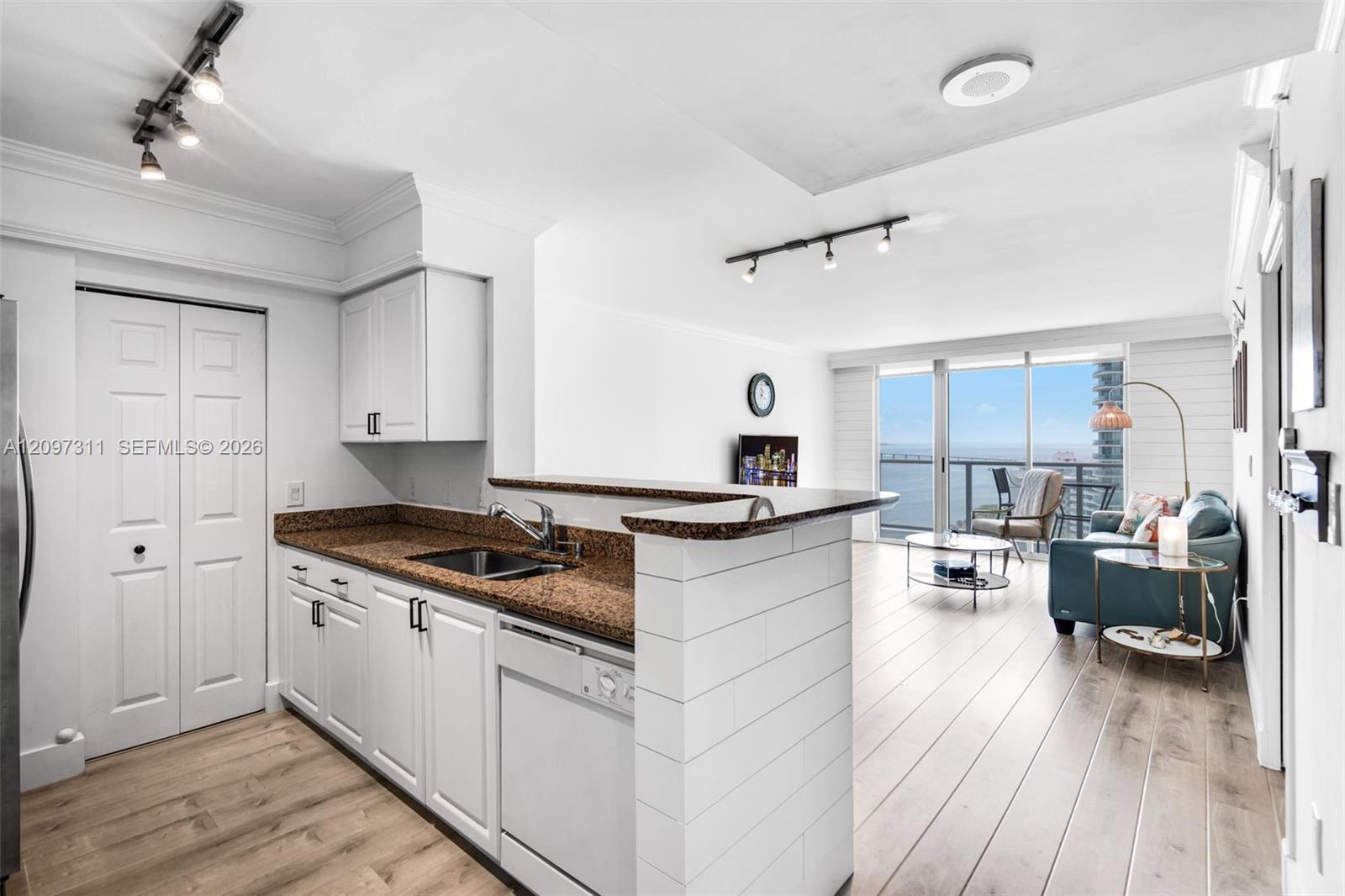 1155 Brickell Bay Dr # 2007, Miami FL 33131 photo 3