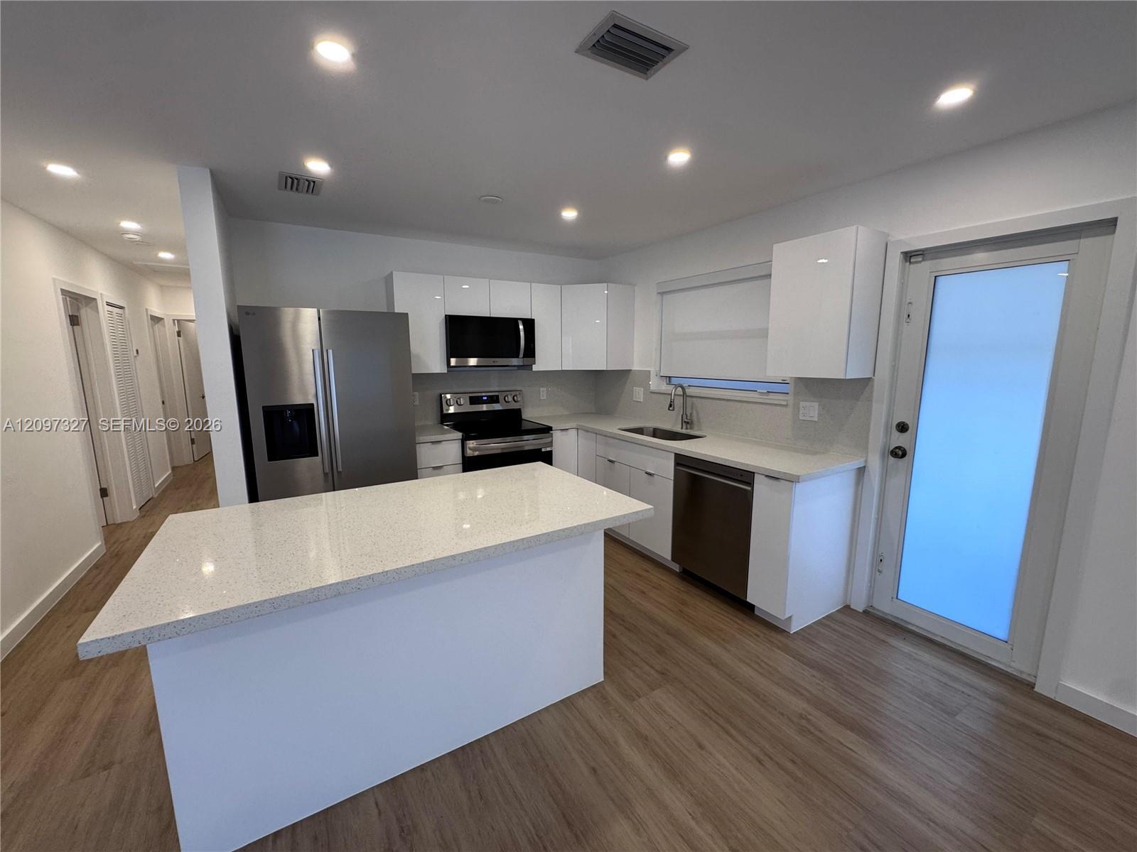 352 SW 17th Rd # 352, Miami FL 33129 photo 4