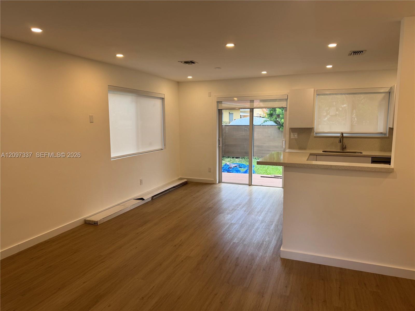 350 SW 17th Rd # 350, Miami FL 33129 photo 2