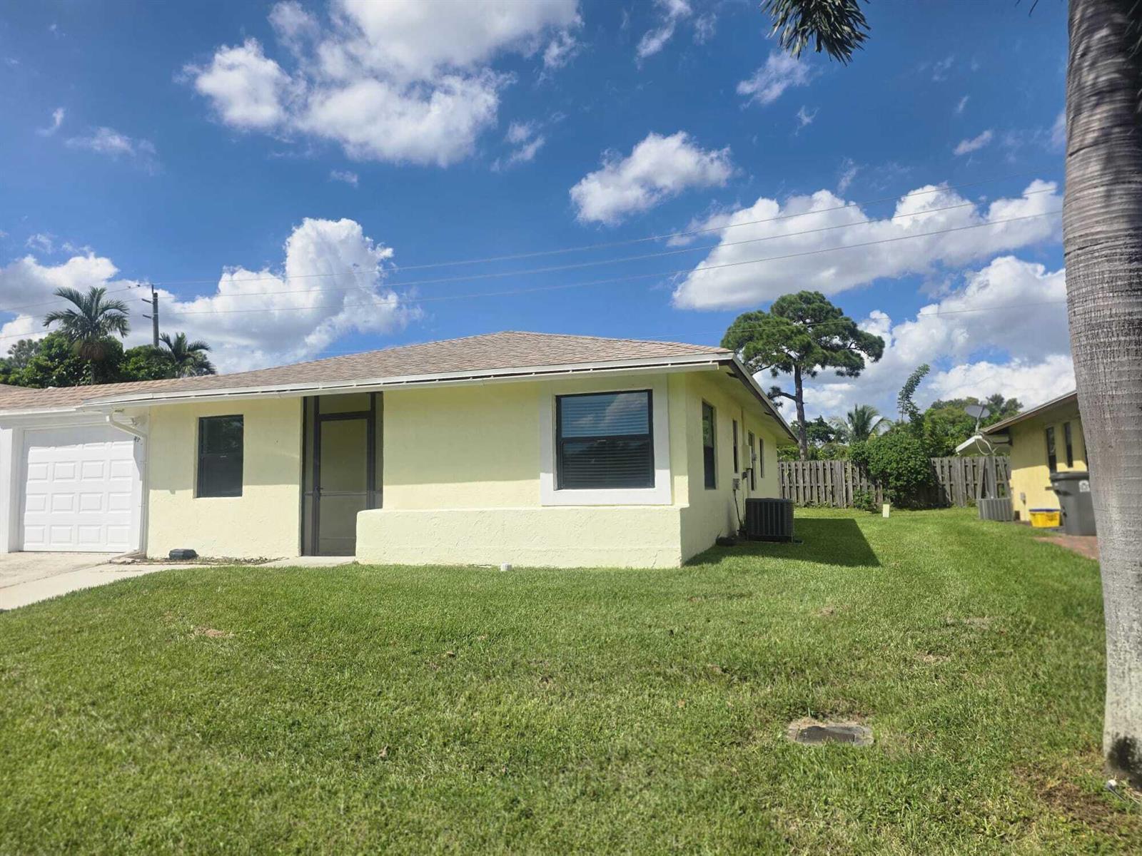 4941 Luqui Court, West Palm Beach FL 33415 photo 2