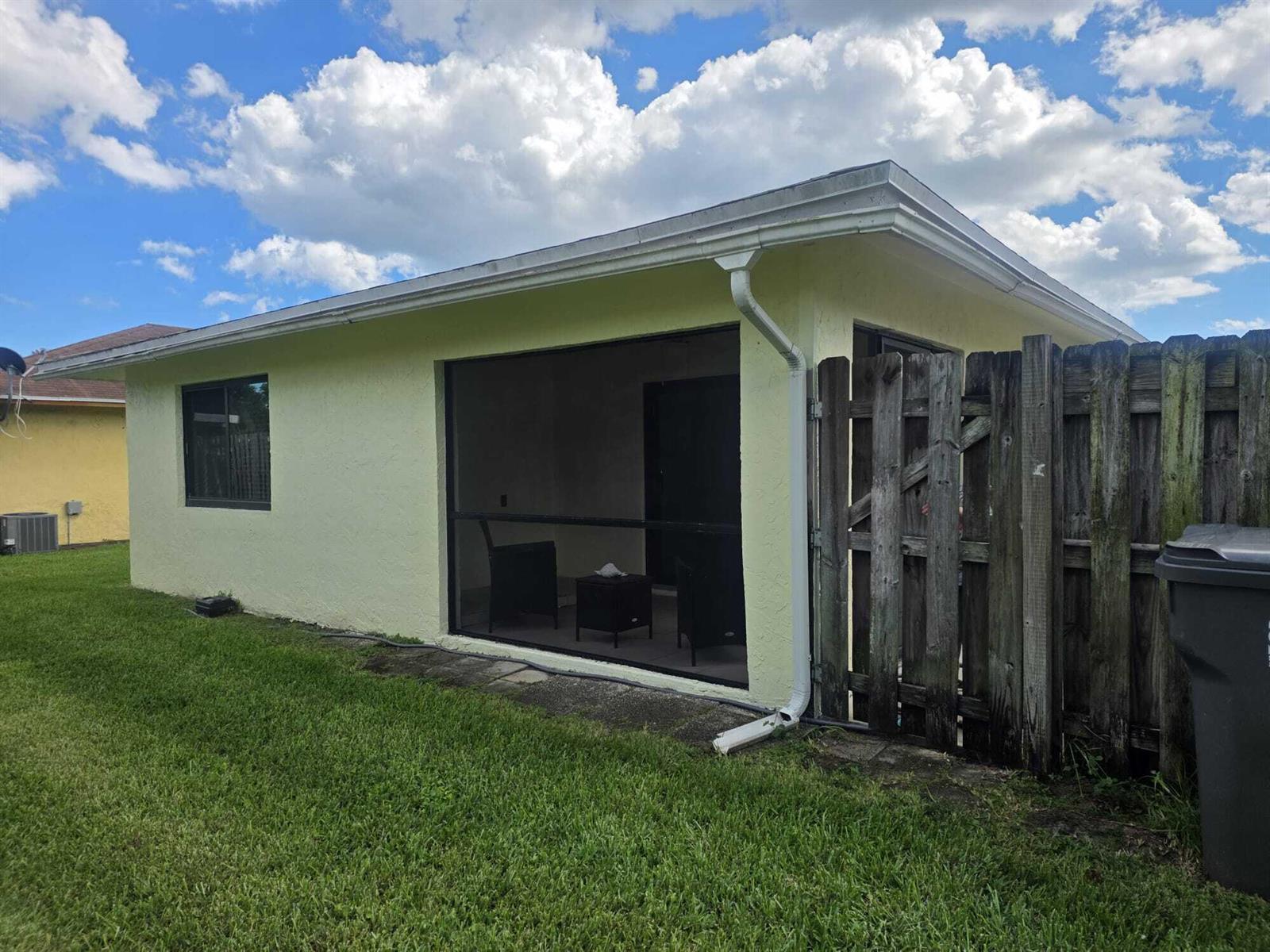 4941 Luqui Court, West Palm Beach FL 33415 photo 4