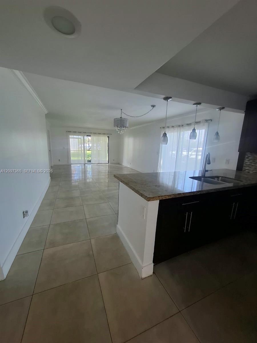 320 Racquet Club Rd # 104, Weston FL 33326 photo 3