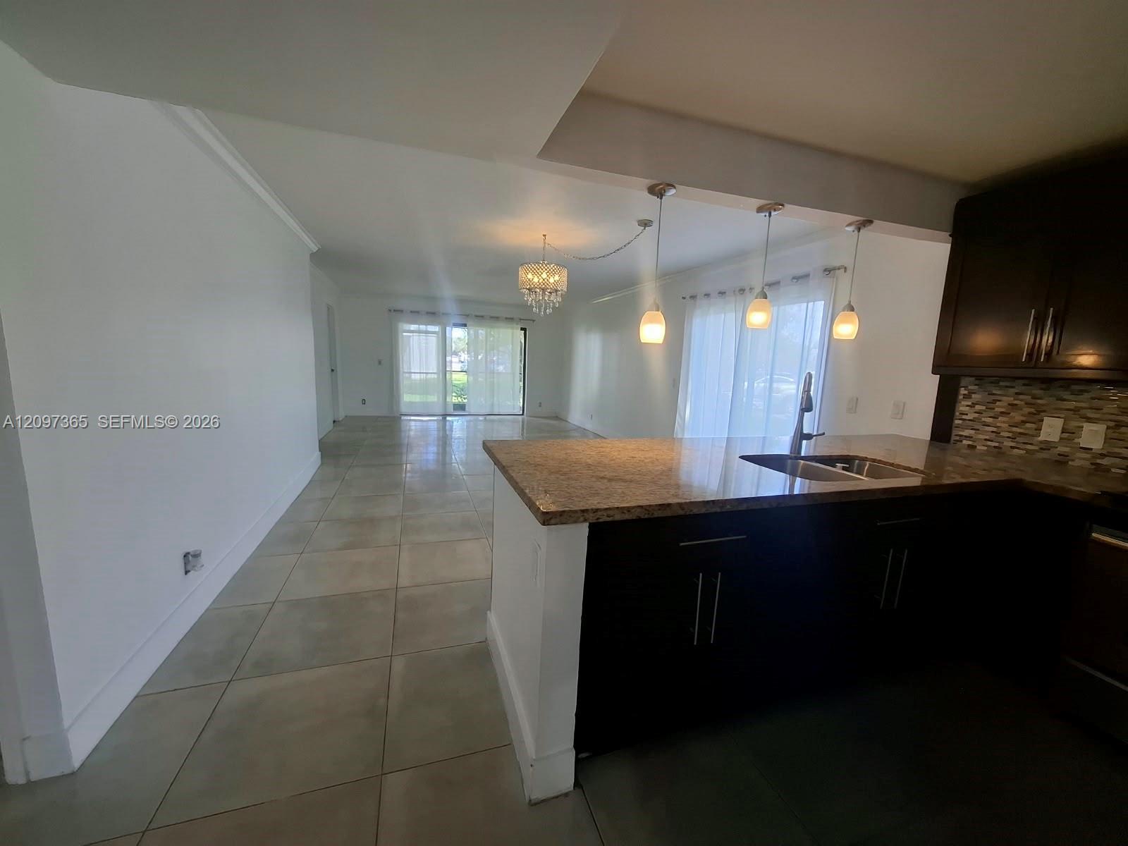 320 Racquet Club Rd # 104, Weston FL 33326 photo 4